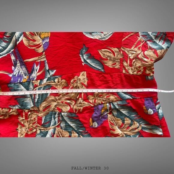 Pee Ka Ning |40-42’ long from the waist.Jumpsuit | spilts front legs - Picture 8 of 8